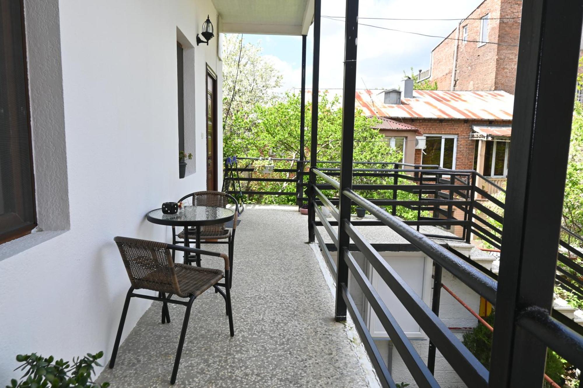 Jerusalem Merkaz Hotel Kutaisi Exterior foto