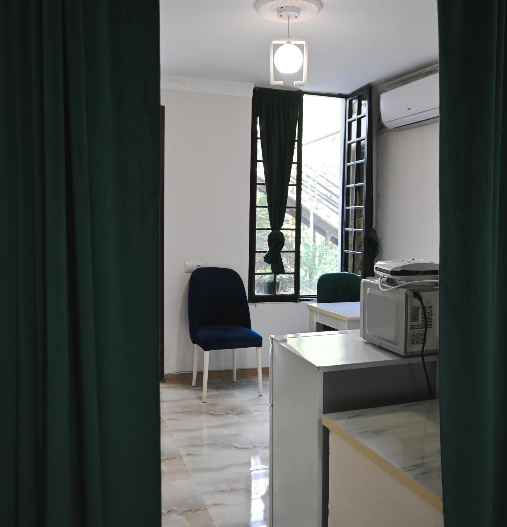 Jerusalem Merkaz Hotel Kutaisi Exterior foto
